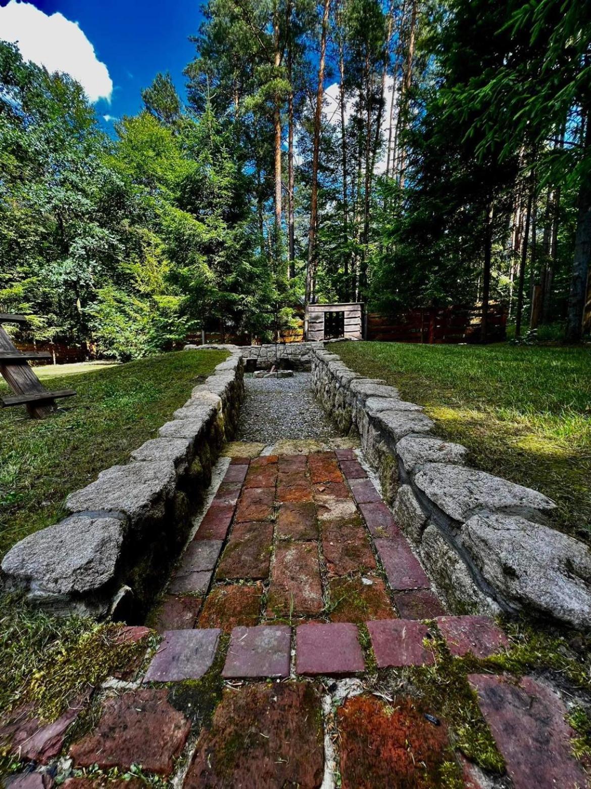 Domek Serce Lasu Hutki Esterno foto