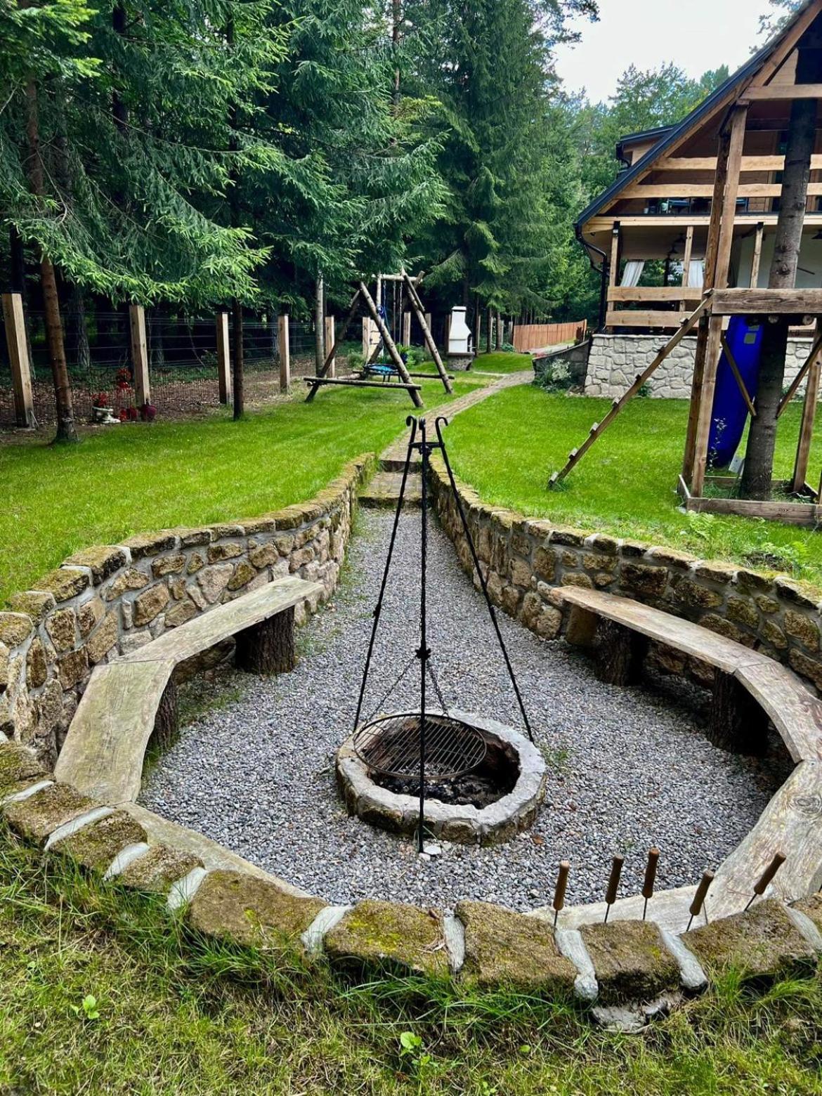 Domek Serce Lasu Hutki Esterno foto